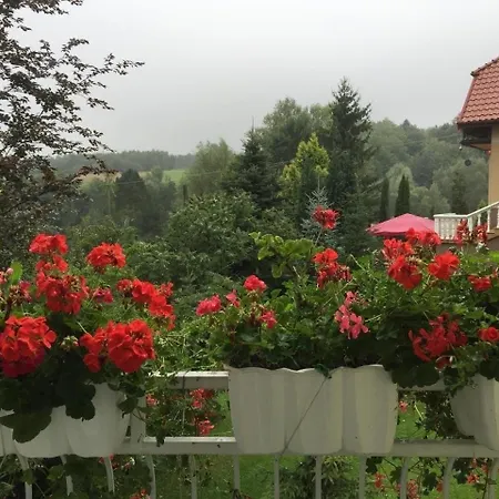 Dom wakacyjny Komfortables Ewa In *